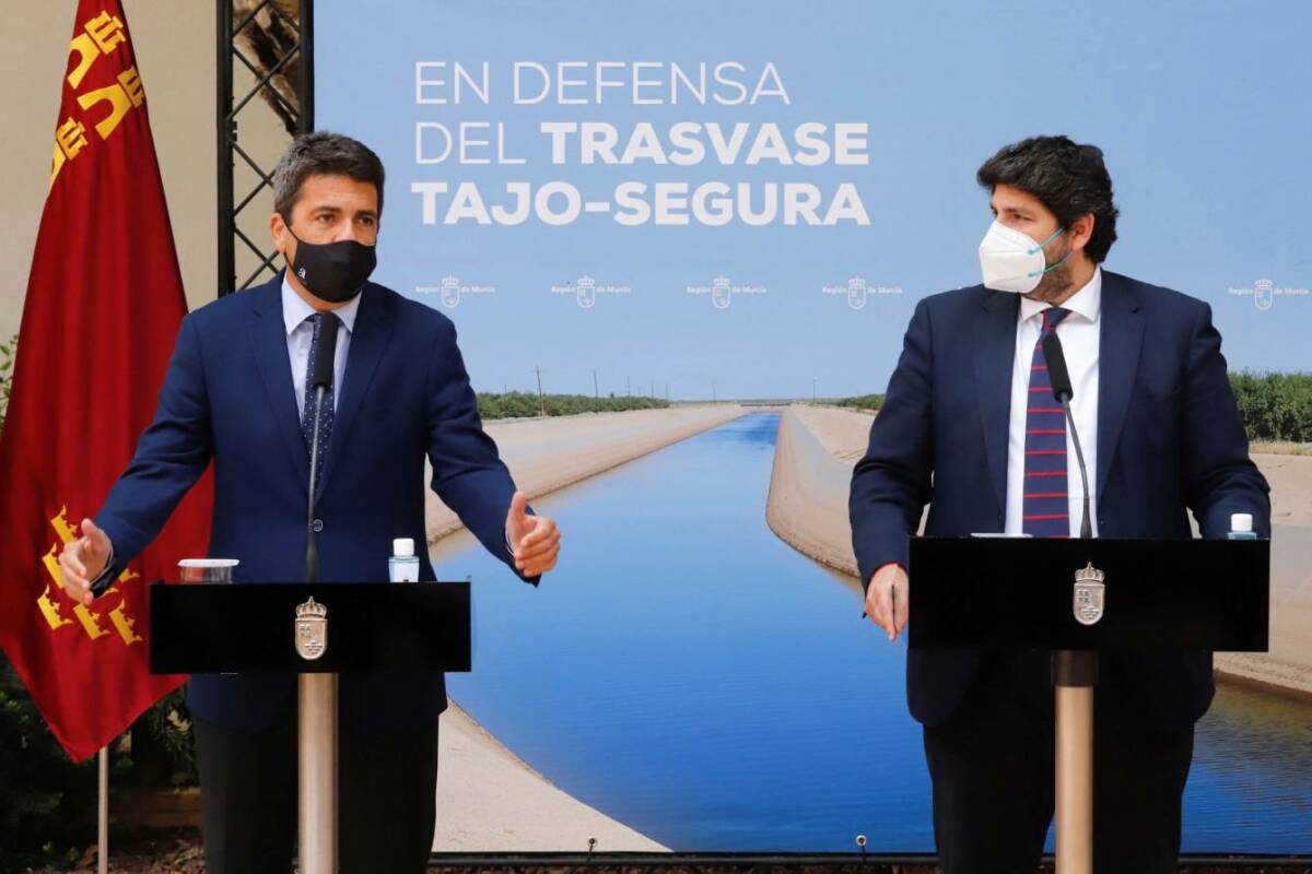 Carlos Mazón y Fernando López Miras, durante un acto en defensa del trasvase. Foto: EFE
