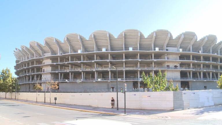 Obras inacabadas del nuevo estadio del Valencia CF. Foto: EUROPA PRESS