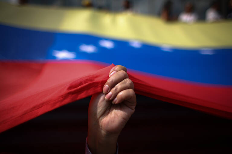 La bandera de Venezuela. Foto: BORIS VERGARA/EP