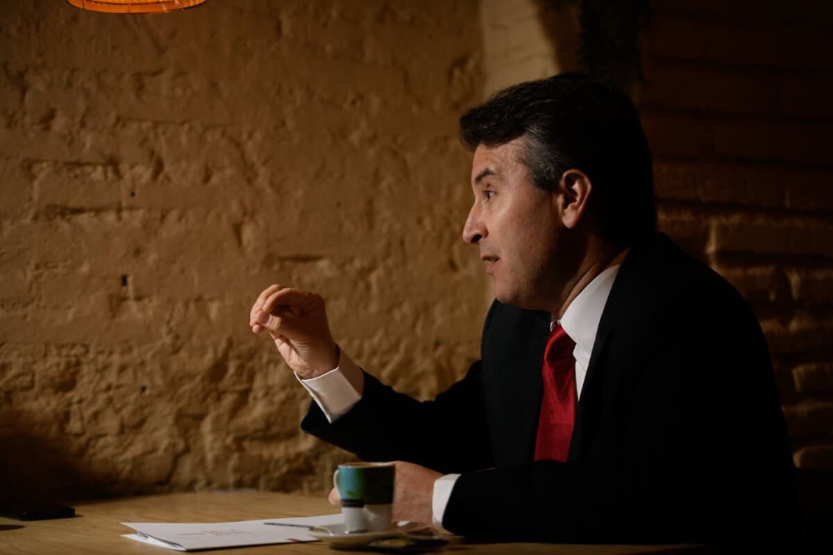 El secretario autonómico durante la entrevista con Valencia Plaza. Foto: KIKE TABERNER