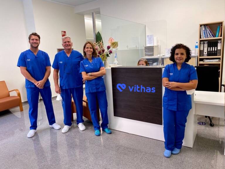  La unidad dental en Vithas Valencia Consuelo ofrece un servicio integral. 