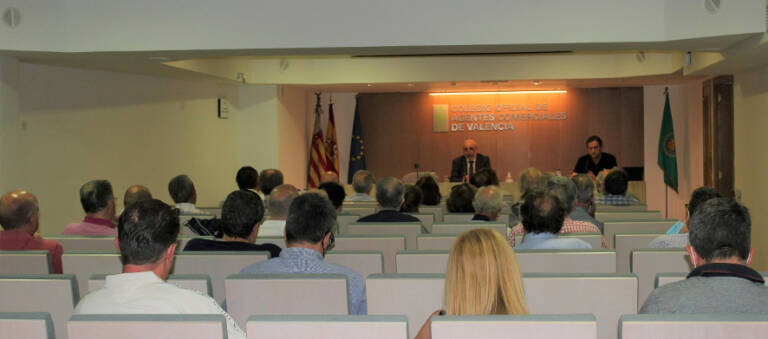 Salón de Actos Colegio Oficial de Agentes Comerciales de Valencia.