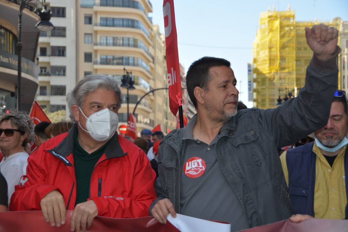 Gonzalo Fernández, a la izquierda, responsable sector Autonómicas. Foto: UGT 