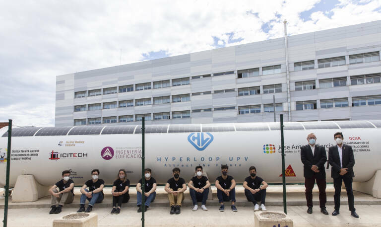 El equipo de Hyperloop UPV en 2021. Foto: EVA MÁÑEZ