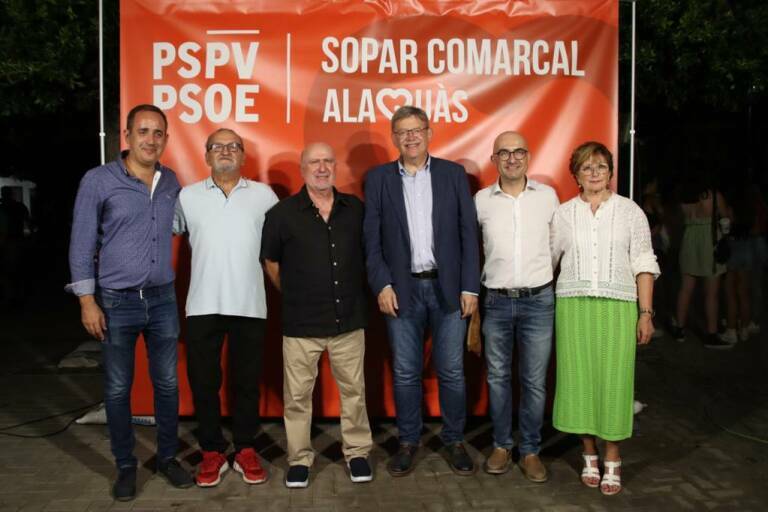 Puig, con cinco alcaldes que han dirigido Alaquàs desde 1979. Foto. Ayuntamiento Alaquàs 