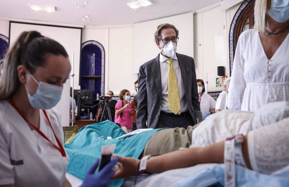 Miguel Mínguez, conseller de Sanidad. Foto: Rober Solsona / Europa Press. 