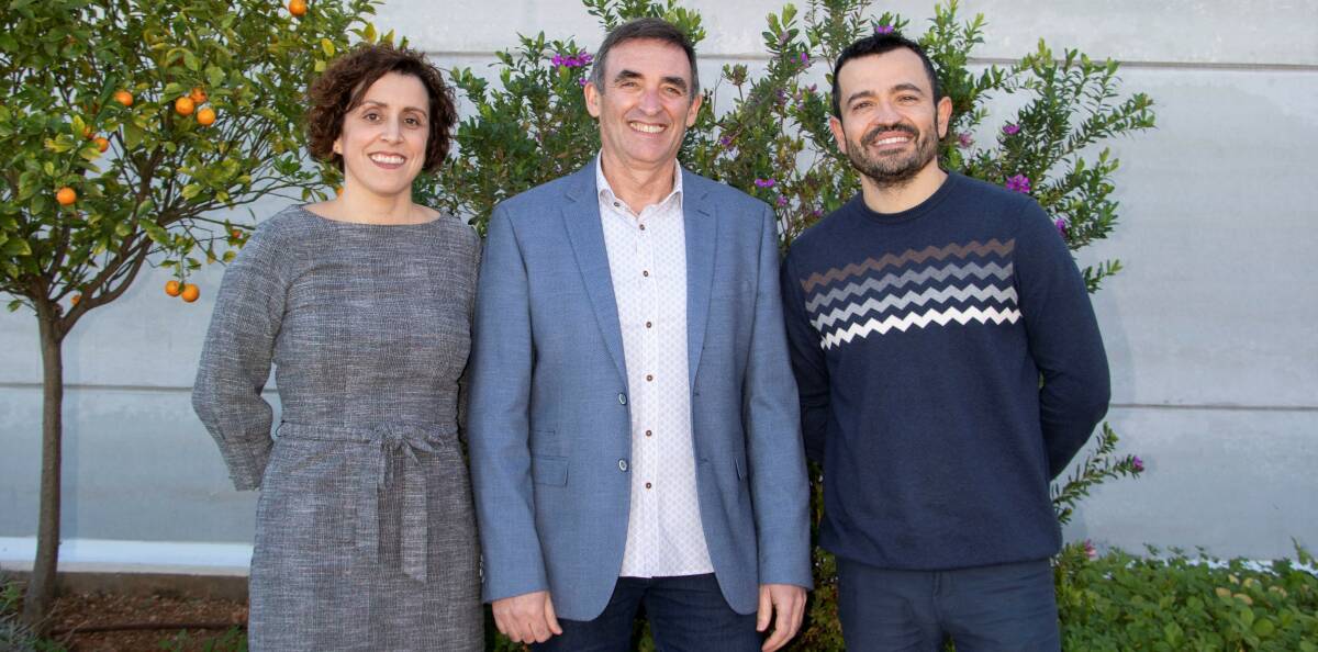 Sandra Capsir, Josep Gregori i Bernat Bataller. Foto: Bromera
