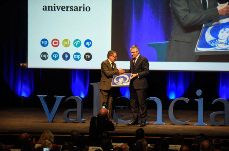 Jesús Navarro, presidente de Carmencita, recibe el premio Valencia Plaza 2023