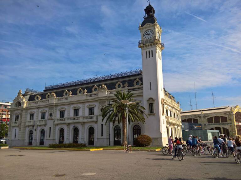 Edificio del Reloj del Puerto de València. Foto: PUERTO