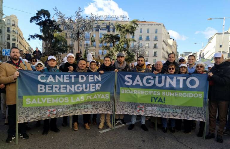  Imagen de la manifestación convocada por Somos Mediterránea en Madrid. Foto: AV Almardà, Corinto y Malvarrosa.