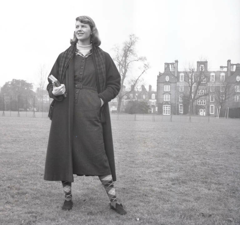 Más allá del malditismo: la vida entusiasta de Sylvia Plath - Cultur Plaza