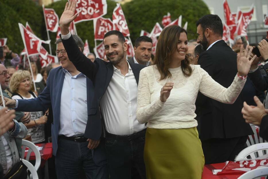 Puig, Bielsa y la líder del PSPV en València ciudad, Sandra Gómez. Foto: KIKE TABERNER