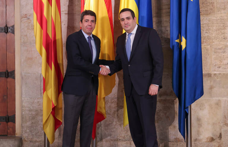 El president de la Generalitat, Ximo Puig, y el presidente de BP España, Andrés Guevara, tras una reunión esta semana