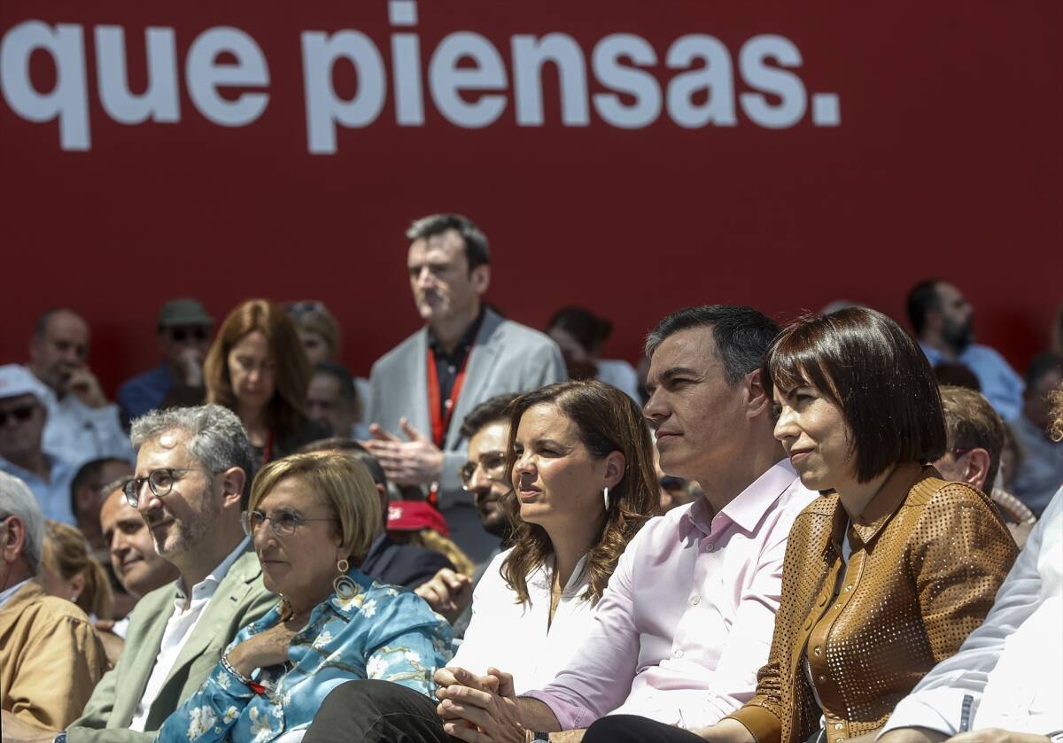 Sandra Gómez, Pedro Sánchez y Diana Morant, juntos en un mitin. Foto: EP/Rober Solsona
